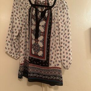 DR2 Black and Cream Floral Blouse